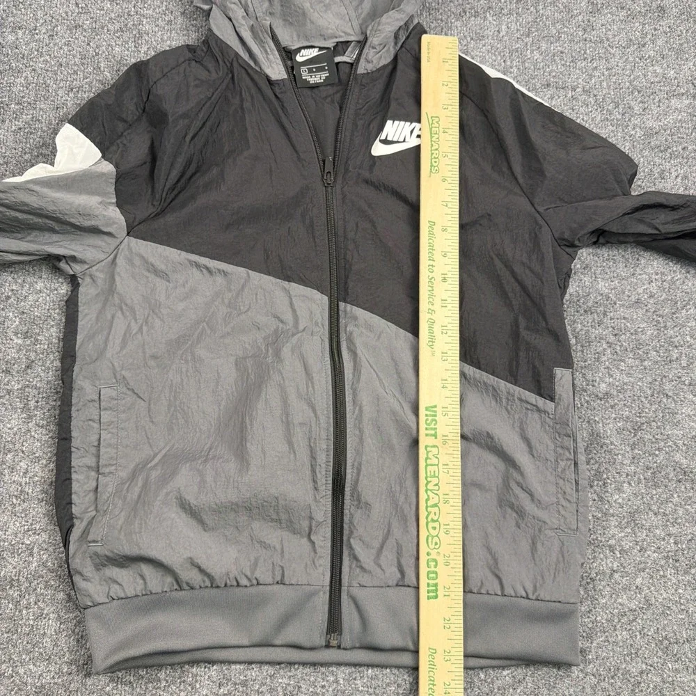Nike Core Amplifier Jacket Youth Sz L Gray Black Logo Nylon‎ Zip Up BV3646-010